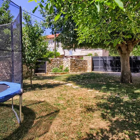 Taki Holiday home *